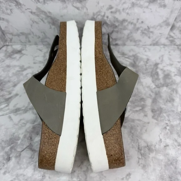 BIRKENSTOCK PAPILLIO GIZEH PLATFORM NUBUCK LEATHER DOVE GRAY Sz 42 Women’s Sz 11